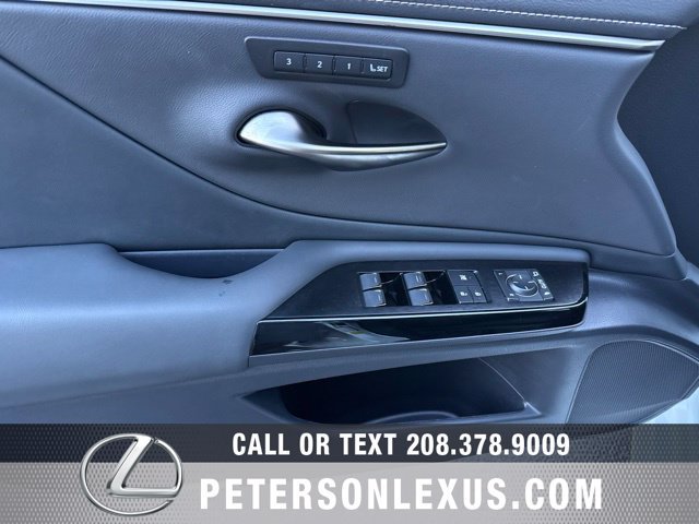 Used 2025 Lexus ES 350 w/ Premium Package FWD image 22