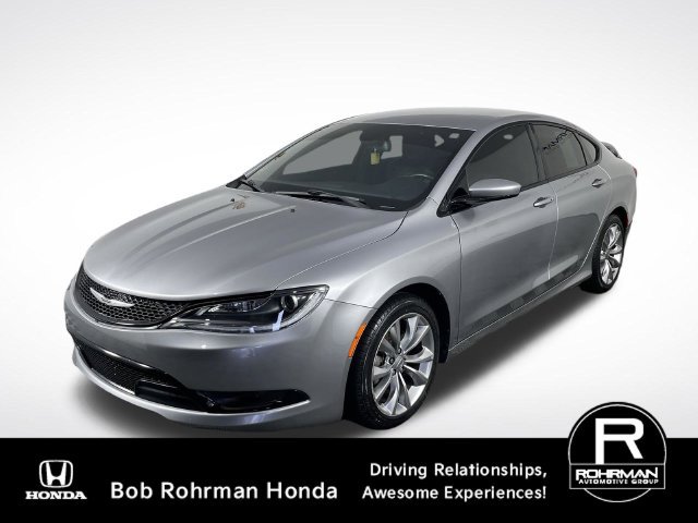 Used 2015 Chrysler 200 S w/ Comfort Group FWD image 10
