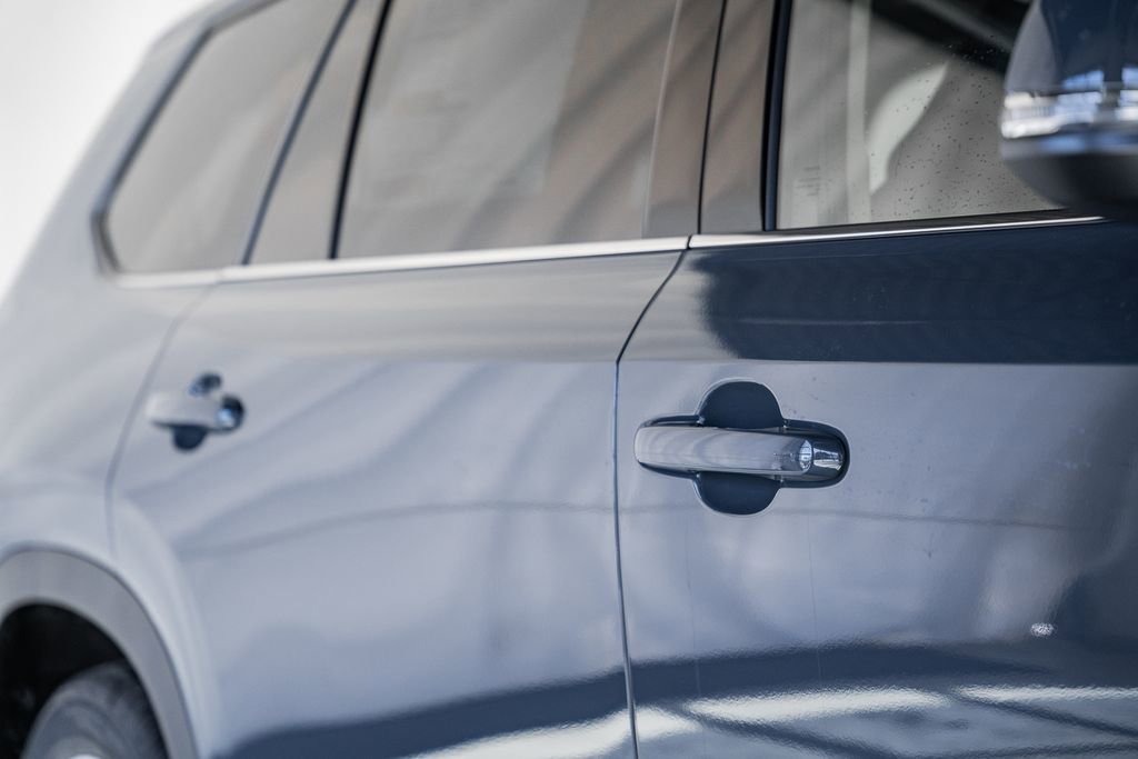 New 2026 Toyota Grand Highlander Limited image 17