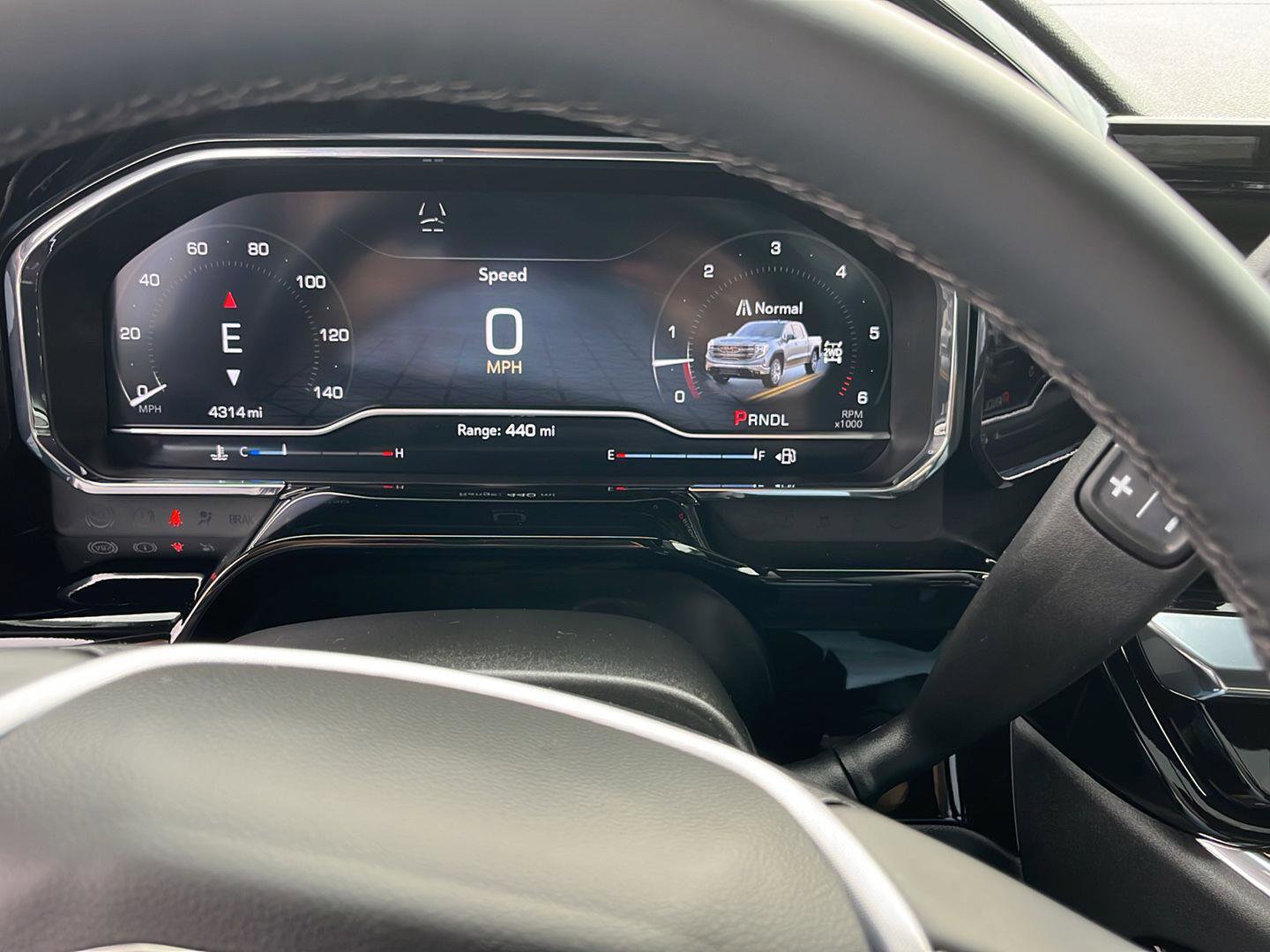 New 2025 GMC Sierra 1500 SLE w/ Preferred Package image 12