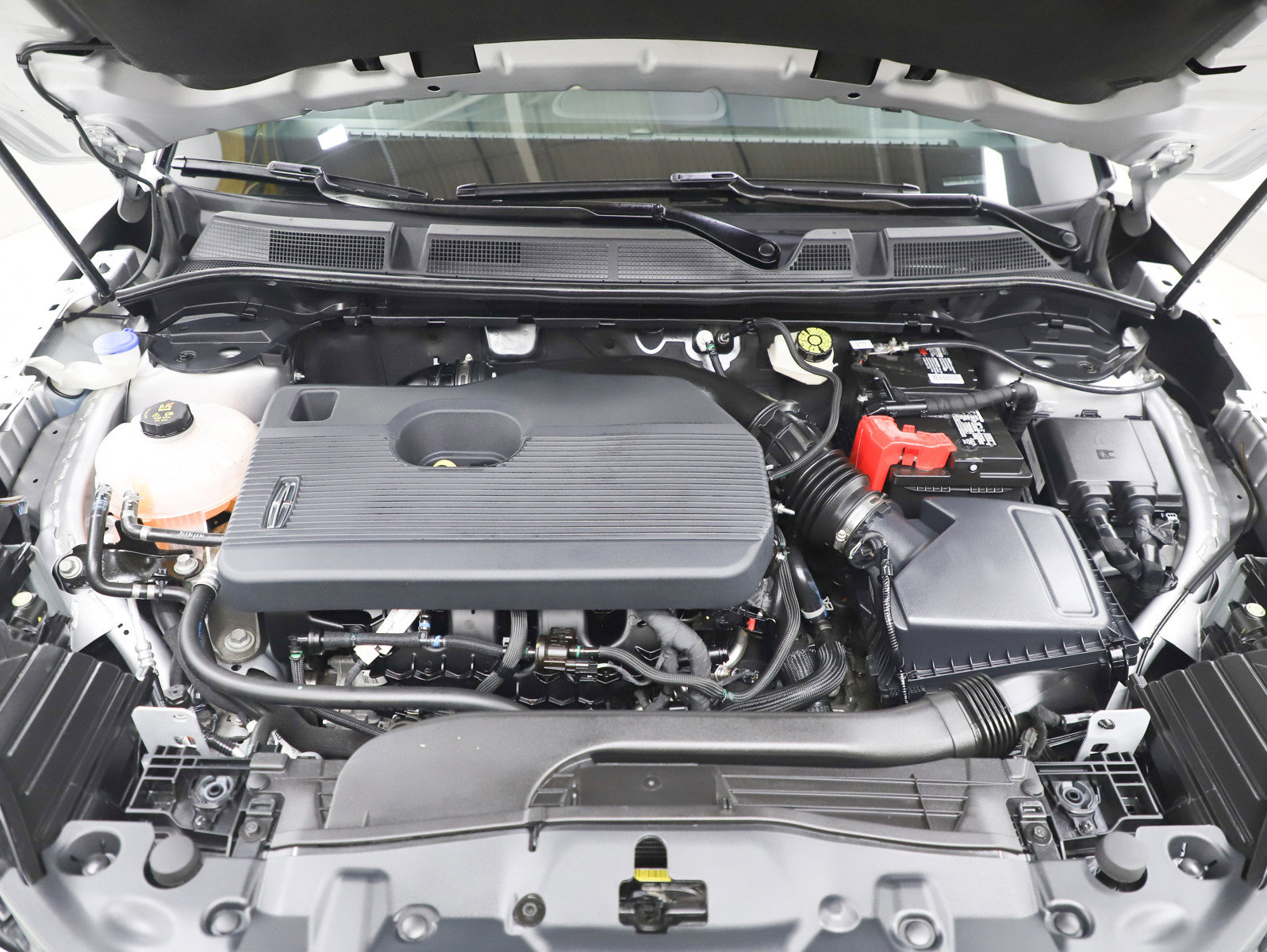 Used 2020 Lincoln Corsair Reserve image 32