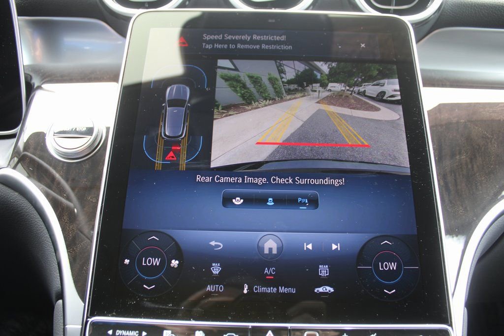 Used 2025 Mercedes-Benz GLC 350e image 46