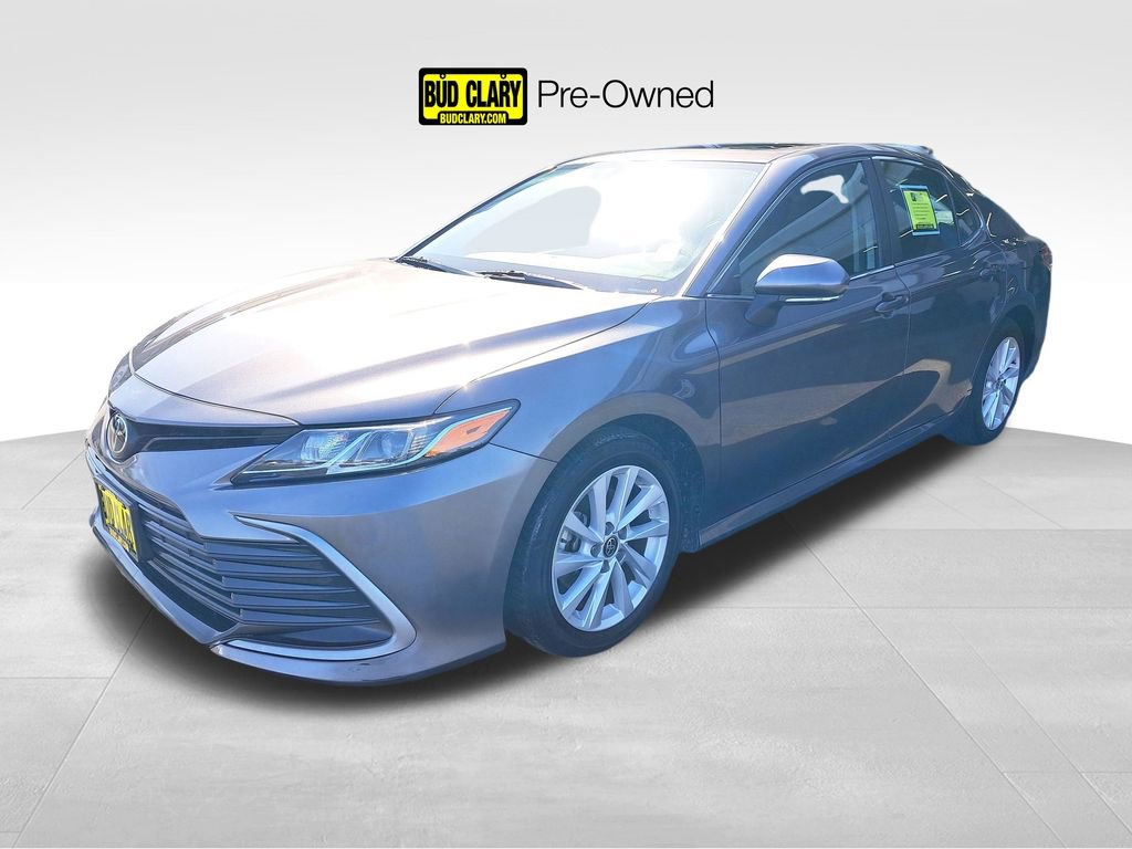 Used 2022 Toyota Camry LE w/ Convenience Package FWD image 1