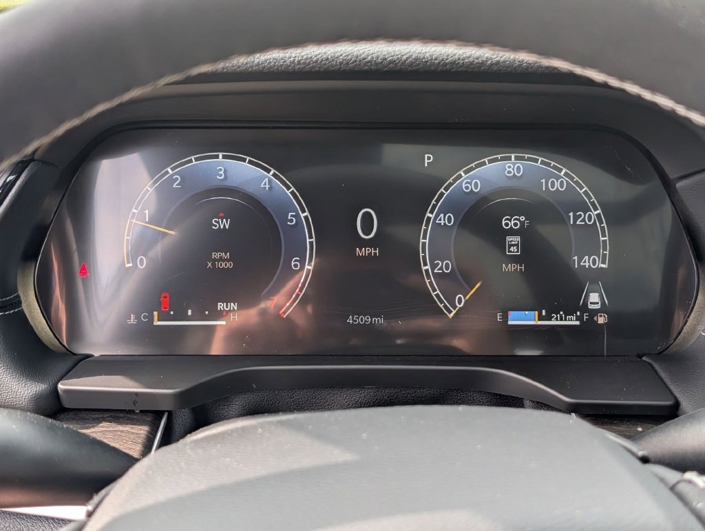 New 2026 Jeep Grand Cherokee Limited AWD/4WD image 18