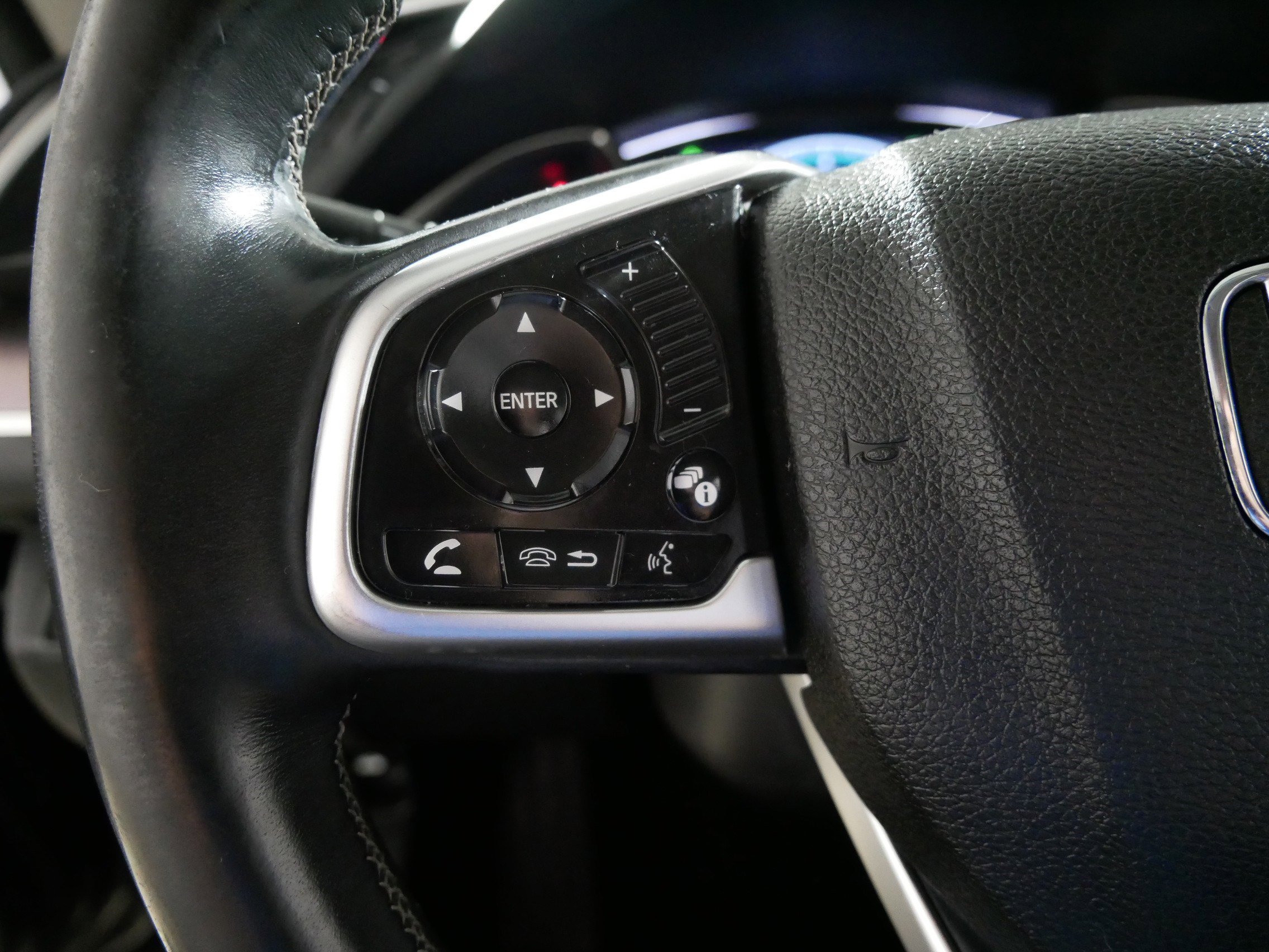 Used 2016 Honda Civic Touring image 27