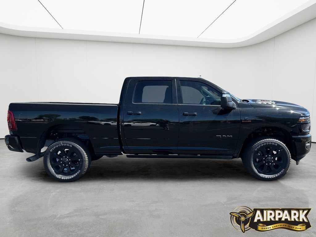 New 2026 RAM 2500 Laramie AWD/4WD image 3
