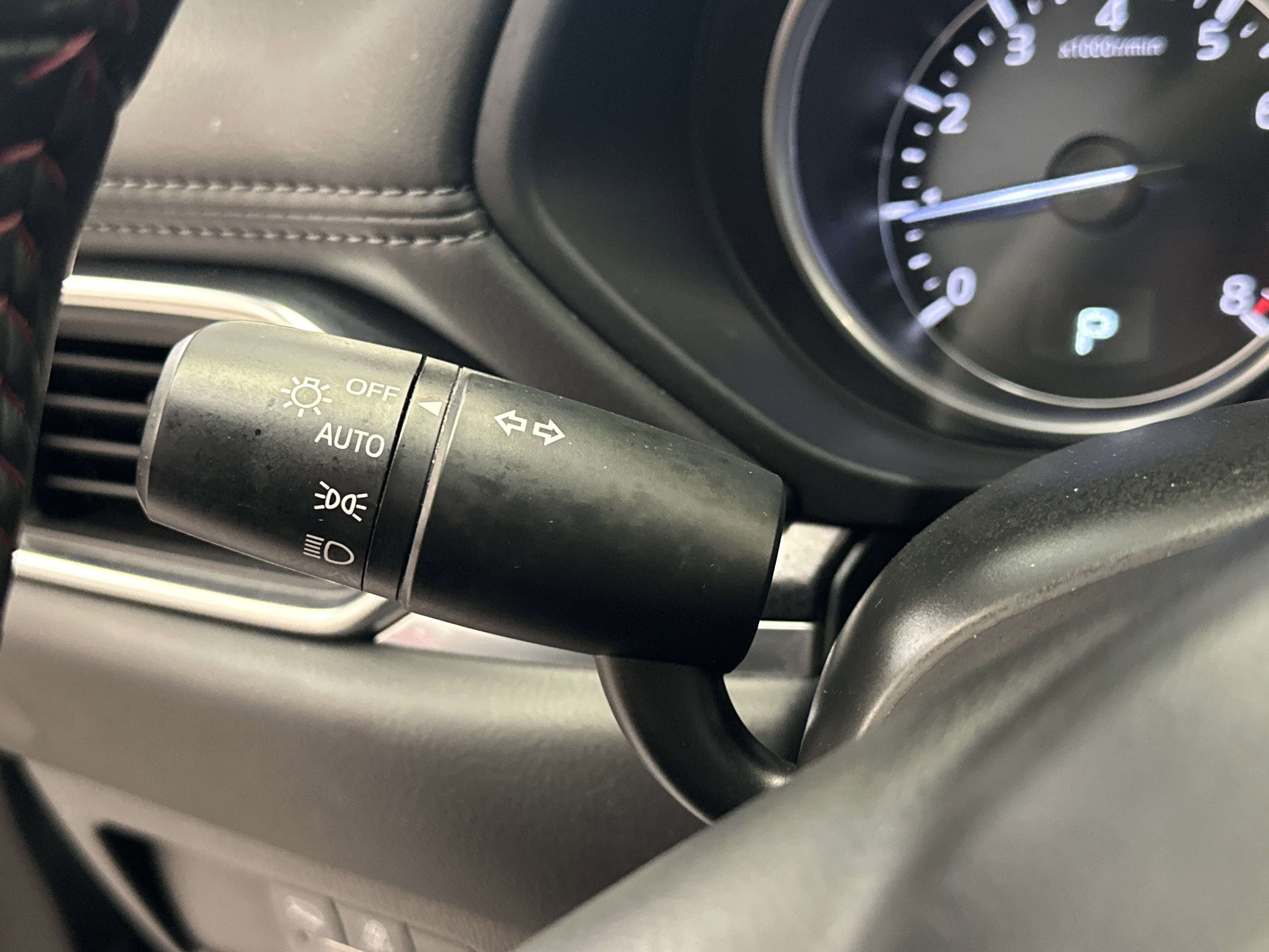 Used 2023 MAZDA CX-5 Carbon Edition image 37