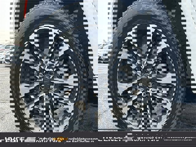 Used 2023 Jeep Grand Cherokee L Overland w/ Advanced Protech Group III image 10