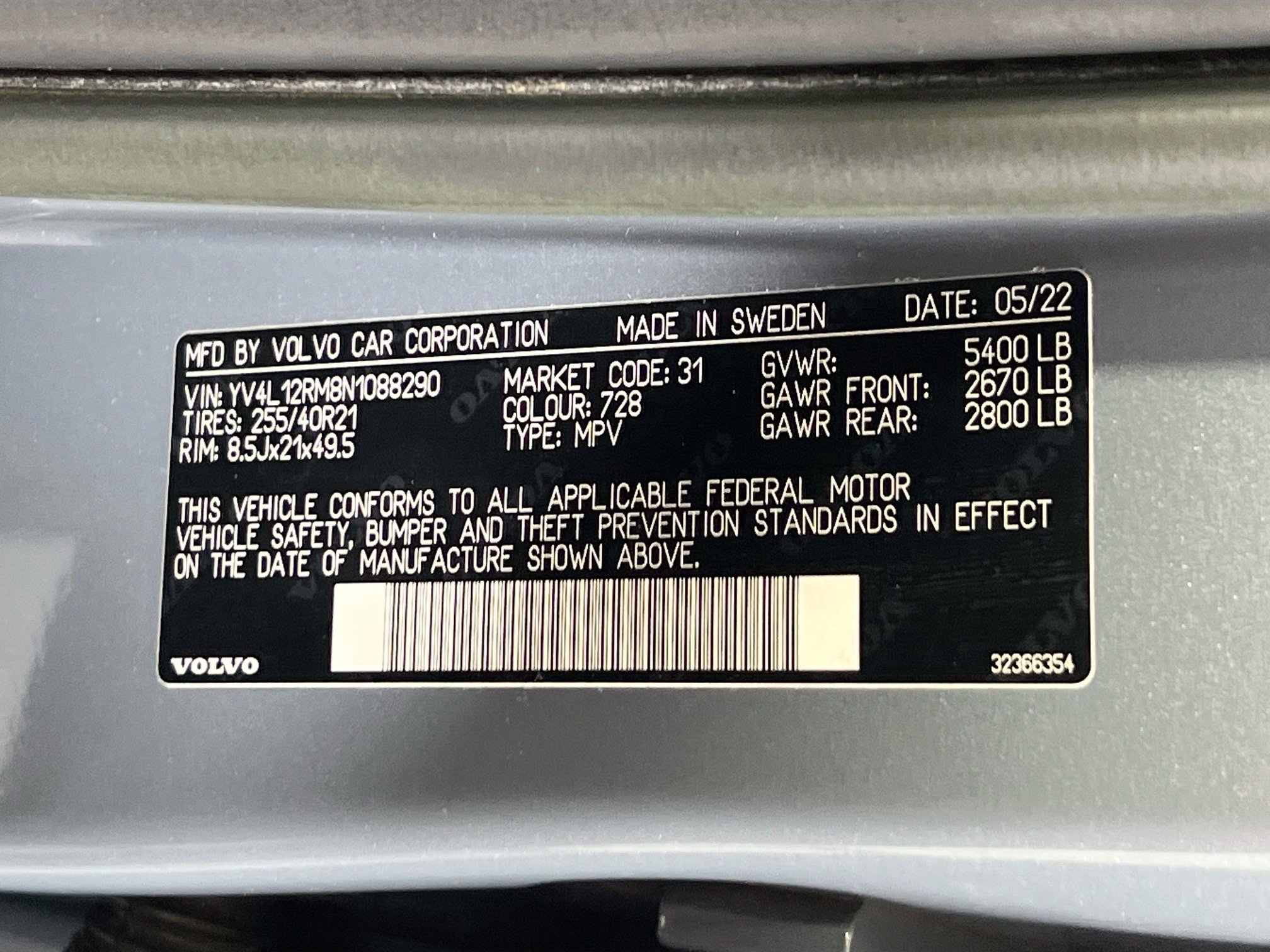 Used 2022 Volvo XC60 B5 R-Design w/ Advanced Package image 32