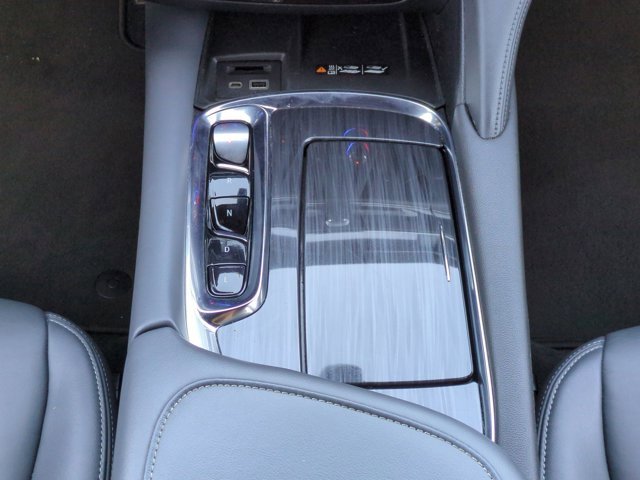 Used 2024 Buick Enclave Premium image 19
