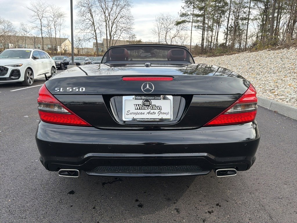 Used 2011 Mercedes-Benz SL 550 image 6