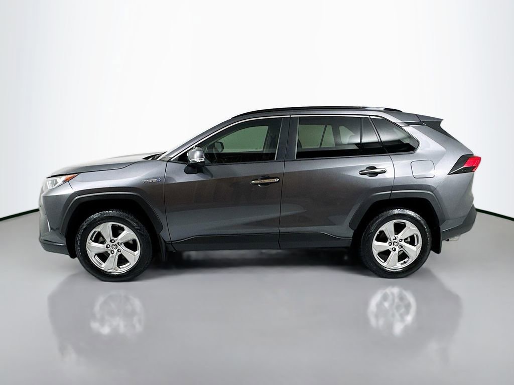Used 2021 Toyota RAV4 Limited image 10