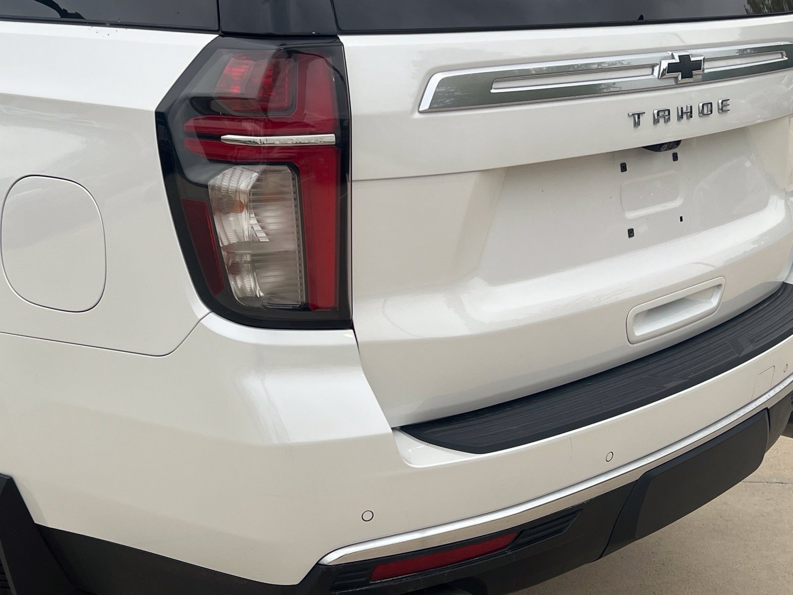 Used 2021 Chevrolet Tahoe High Country w/ Premium Package AWD/4WD image 13
