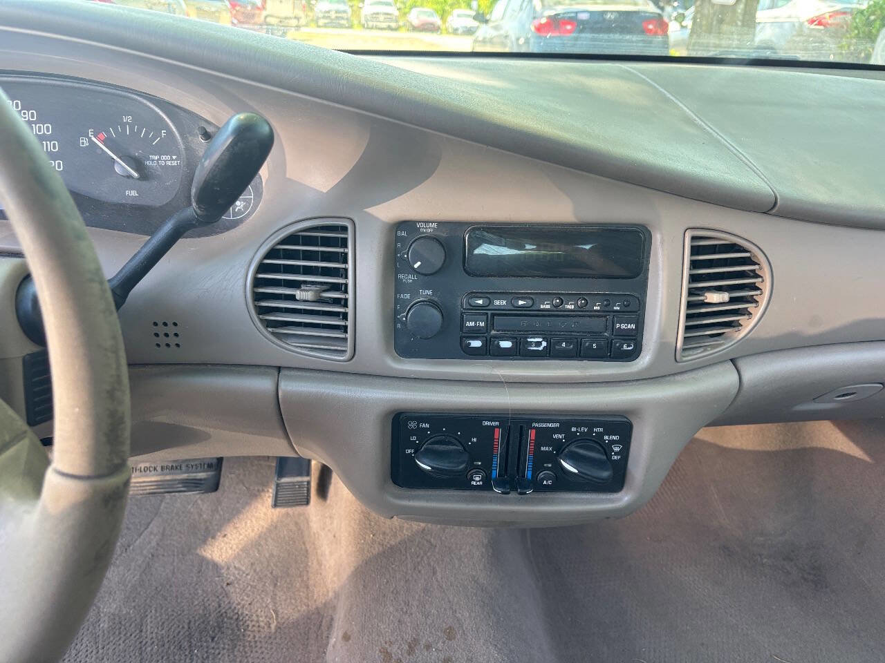 Used 2002 Buick Century Custom FWD image 12