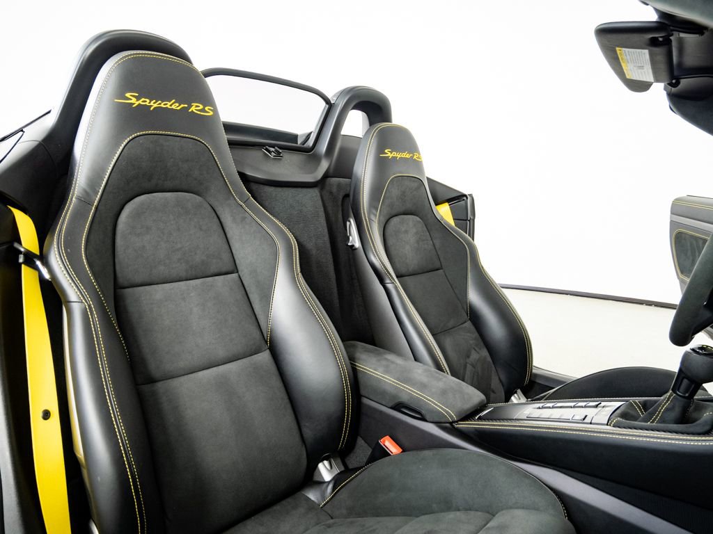 Certified 2025 Porsche 718 Boxster Spyder RS RWD image 17