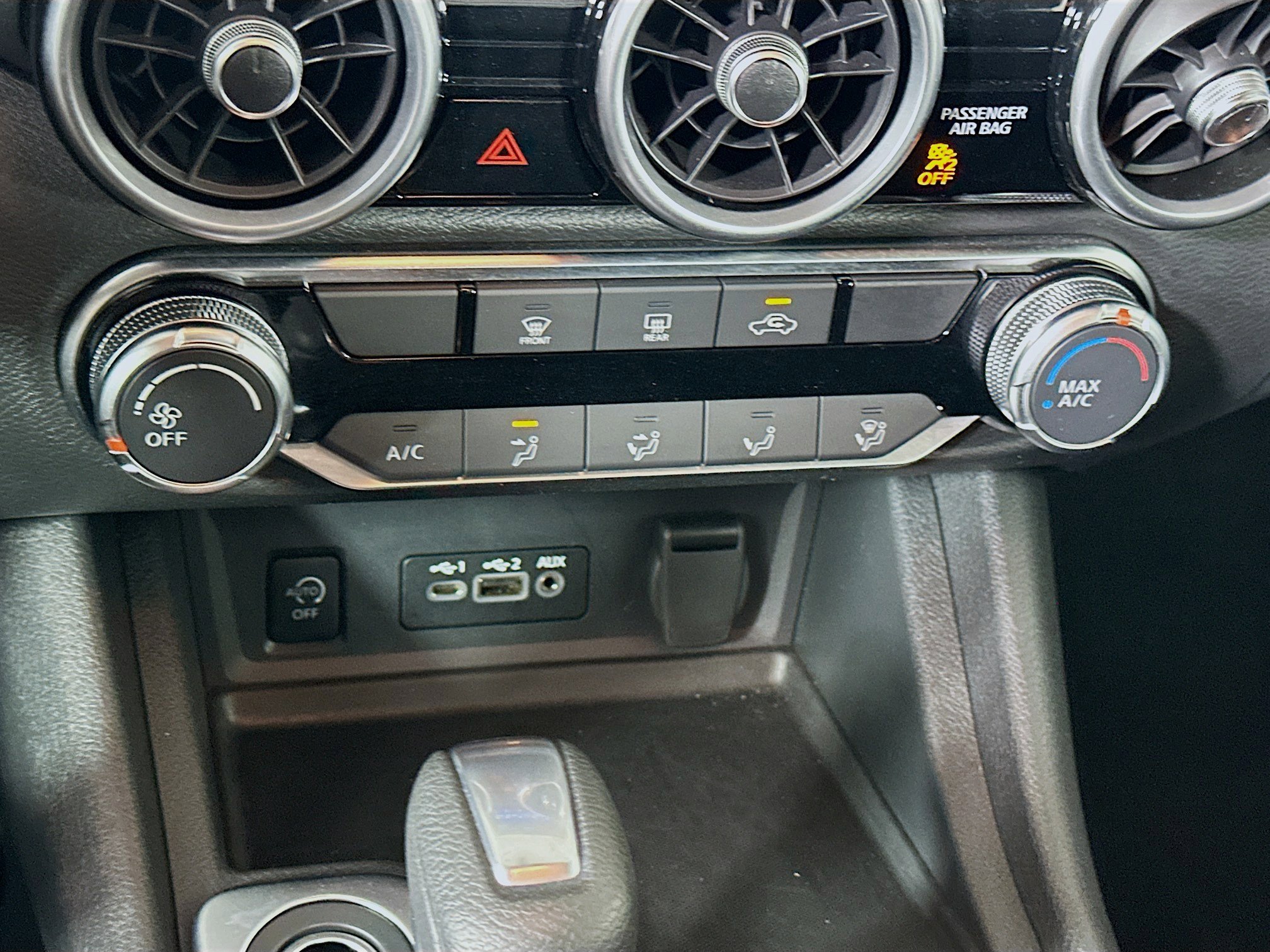 Used 2024 Nissan Sentra SV image 23