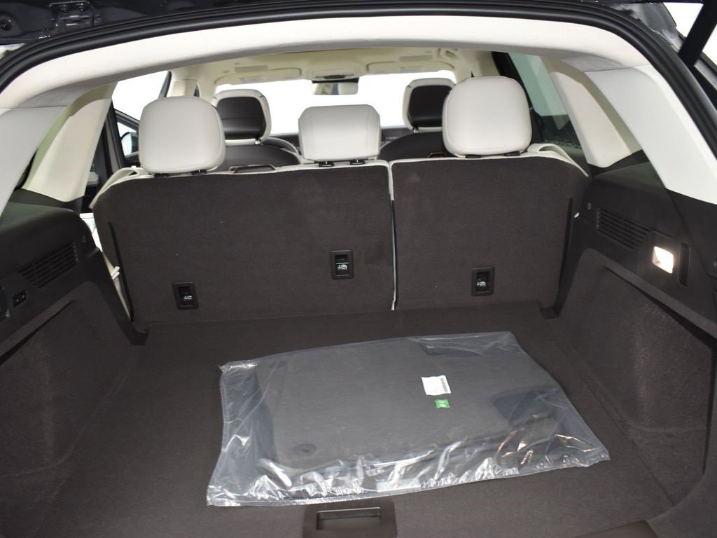 New 2026 Lincoln Nautilus Black Label w/ Jet Appearance Package image 9