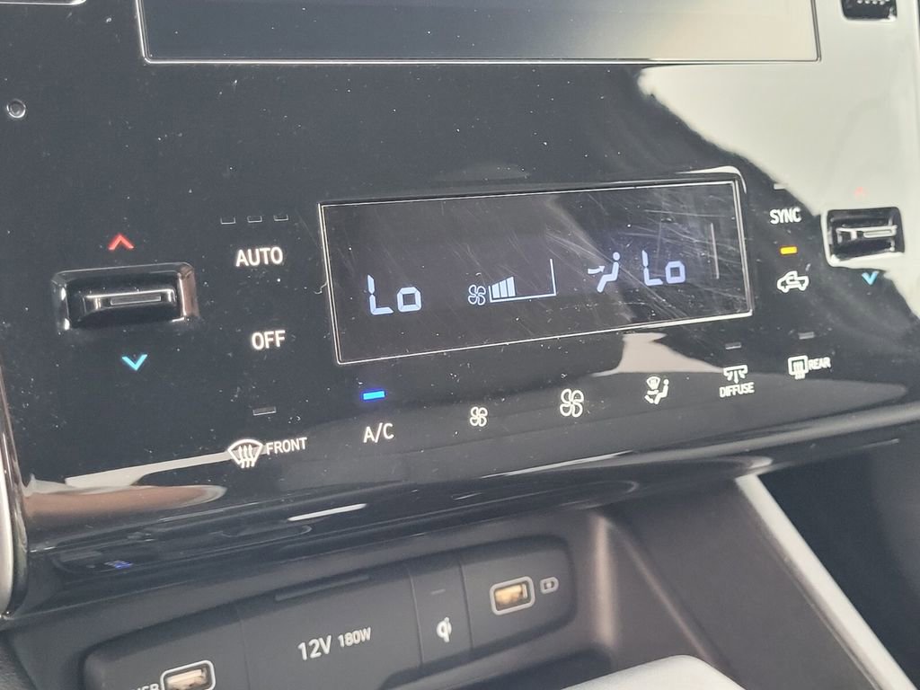 Used 2022 Hyundai Santa Cruz SEL Premium image 20