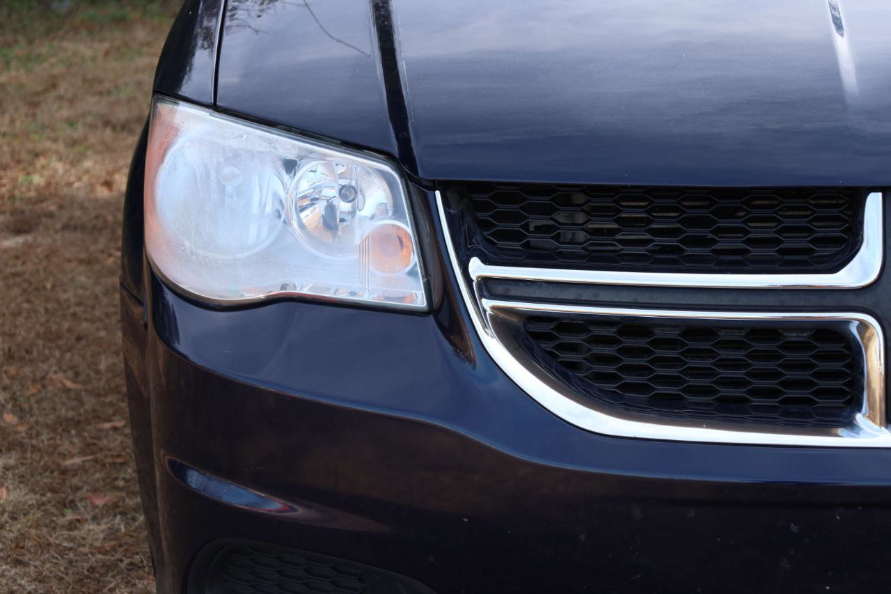 Used 2016 Dodge Grand Caravan American Value Package image 22