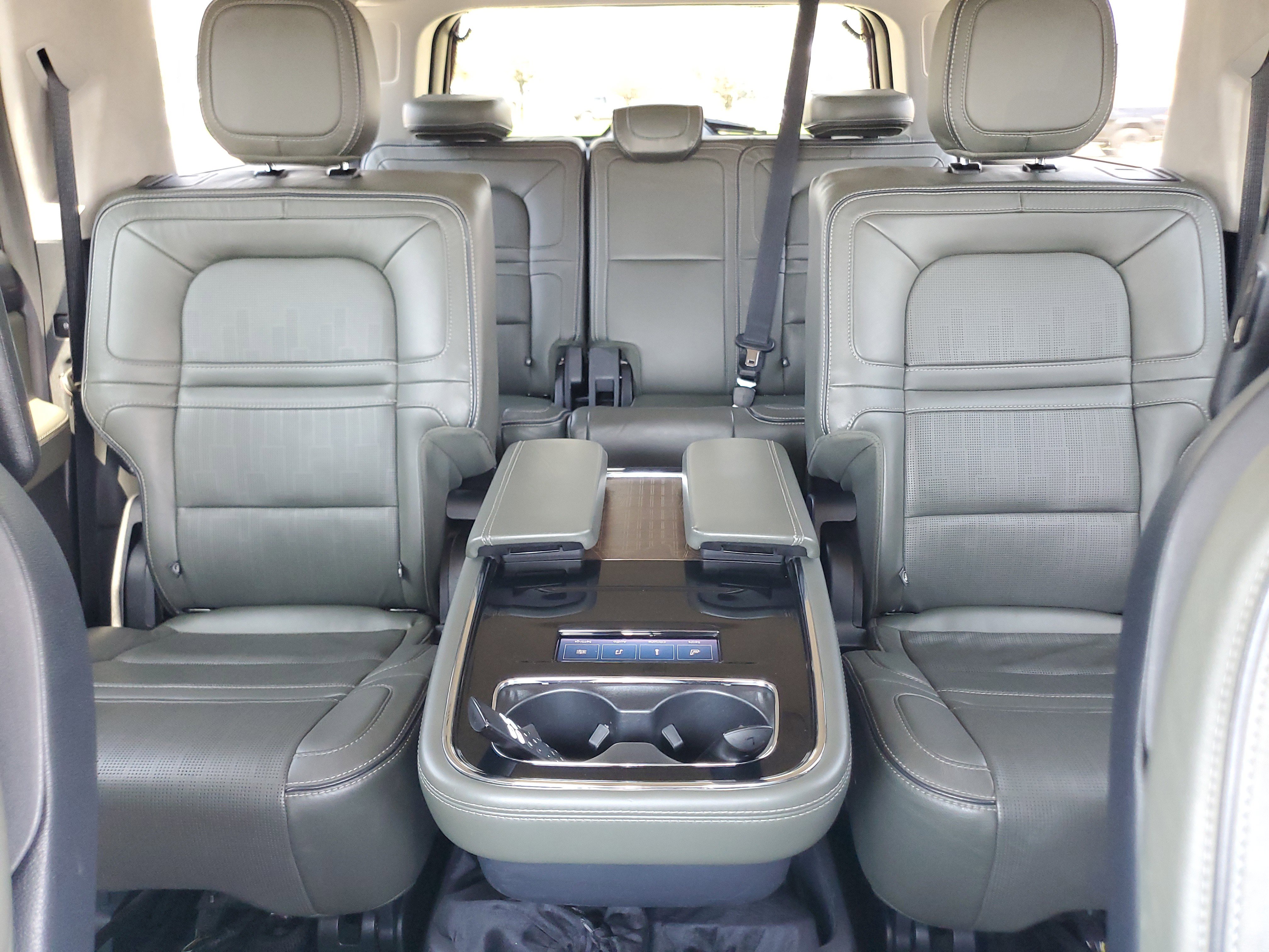 Certified 2022 Lincoln Navigator L Black Label AWD/4WD image 19