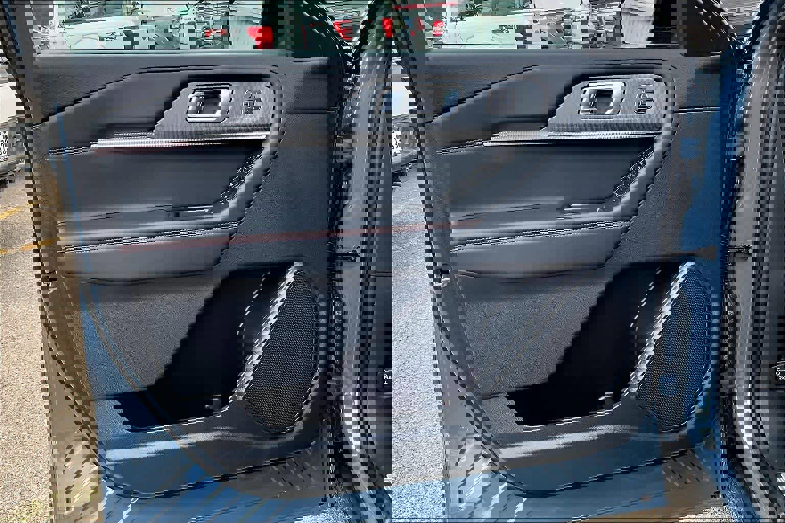 Certified 2025 Ford Explorer ST-Line w/ Premium Package image 22