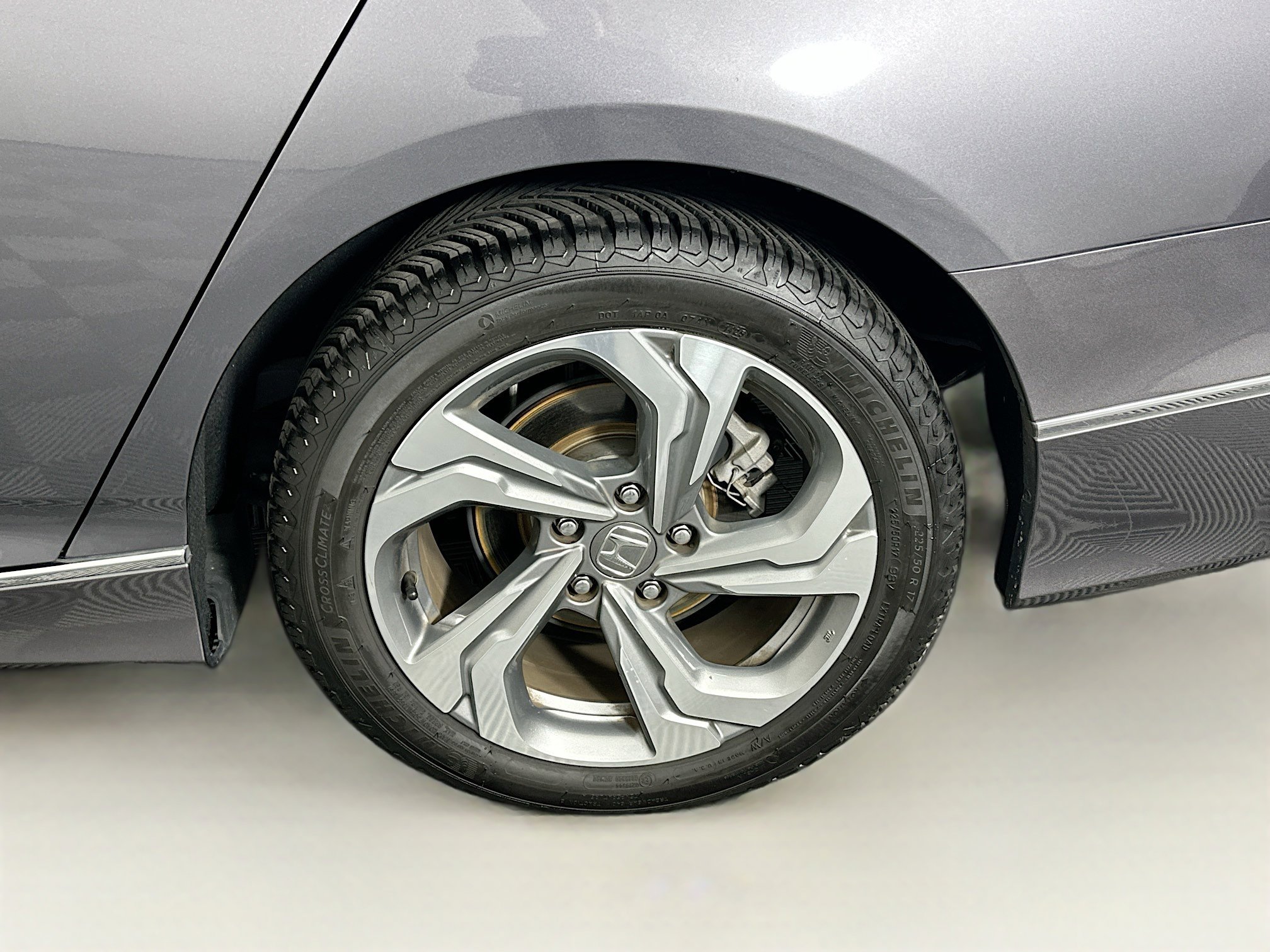 Used 2019 Honda Accord EX-L image 11