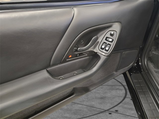 Used 2002 Chevrolet Camaro Z28 w/ SS Performance/Appearance Pkg image 21