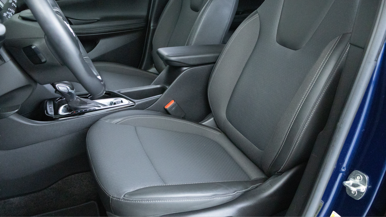 Certified 2023 Buick Encore GX Select FWD image 12