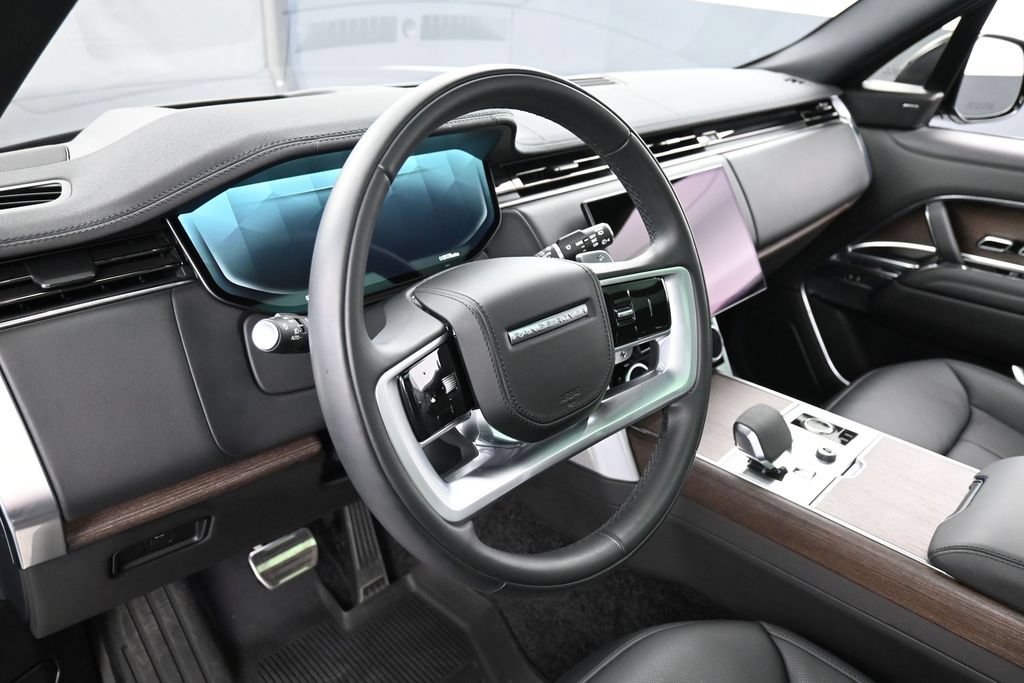 Used 2023 Land Rover Range Rover SE AWD/4WD image 16