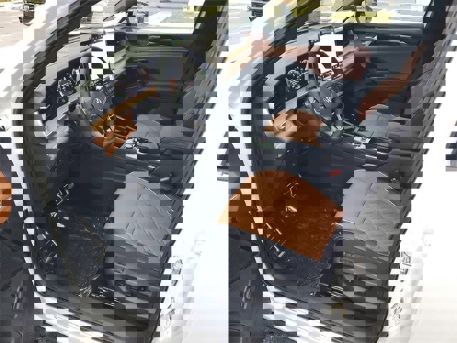 New 2026 Volkswagen Tiguan SEL R-Line image 18