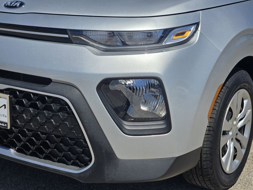 Used 2021 Kia Soul LX image 7