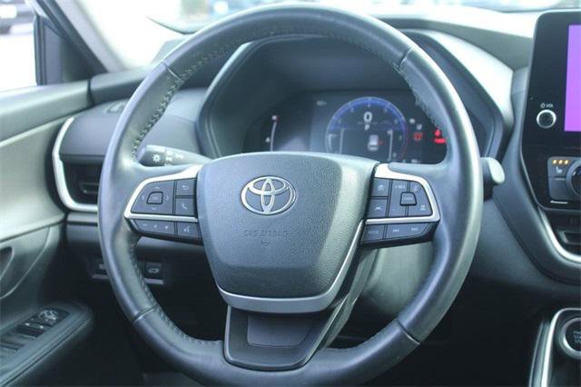 Certified 2024 Toyota Grand Highlander AWD image 12
