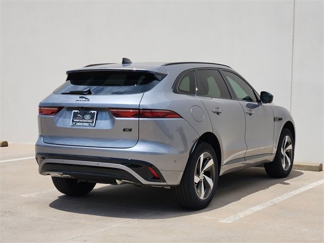 Used 2026 Jaguar F-PACE R-Dynamic S image 4