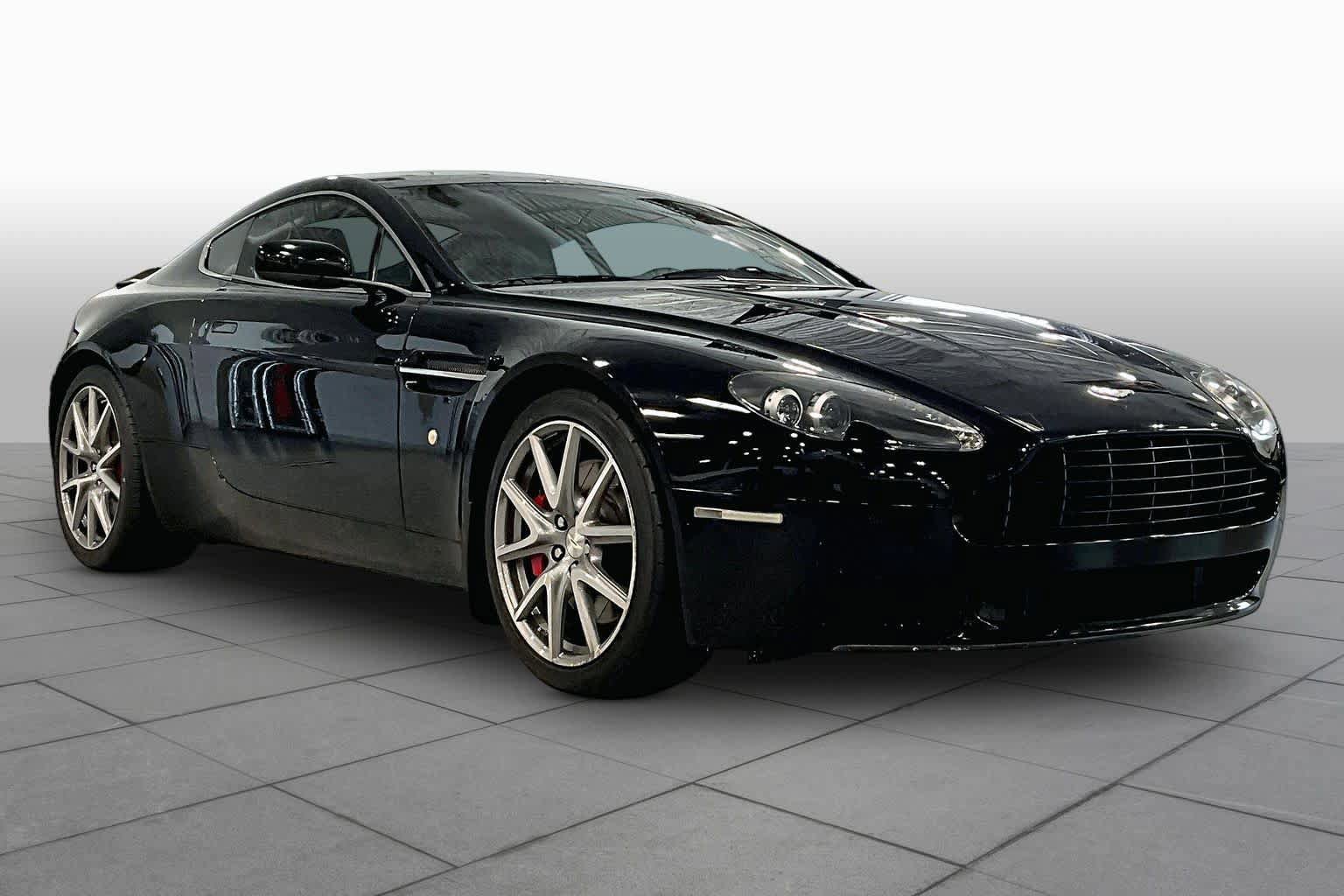 Used 2008 Aston Martin V8 Vantage Coupe RWD image 2