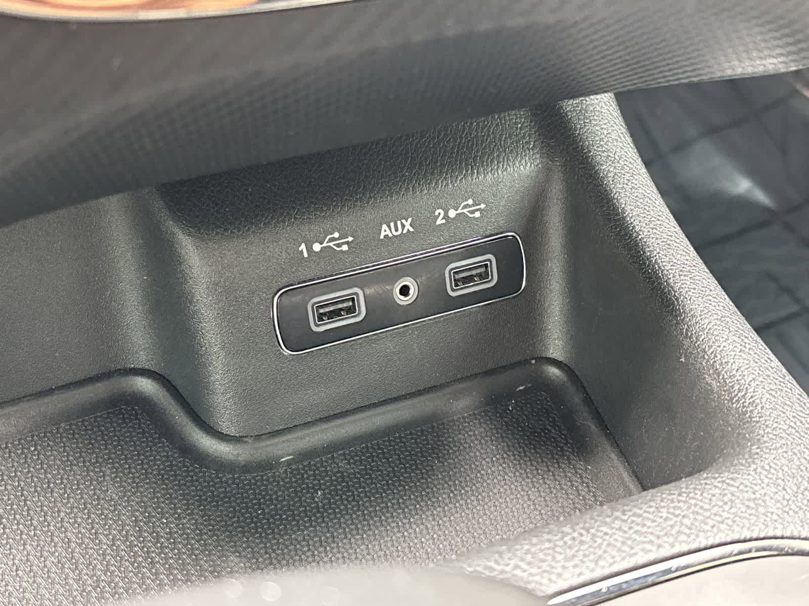 Used 2019 Dodge Durango R/T w/ Technology Group AWD/4WD image 27