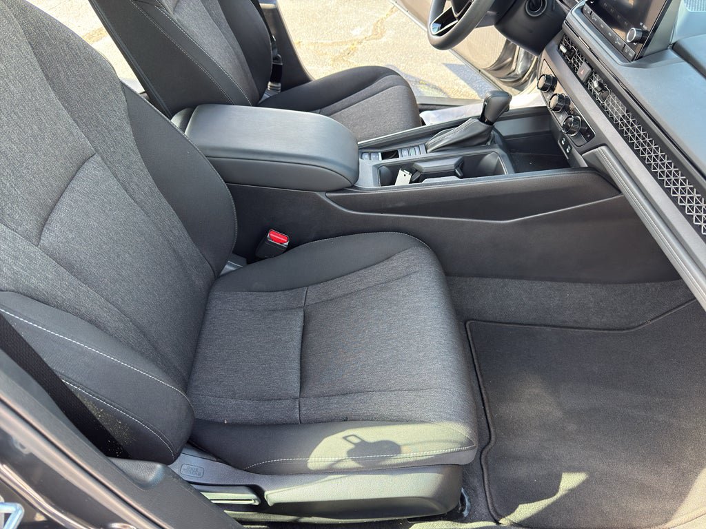 Used 2023 Honda Accord EX image 29
