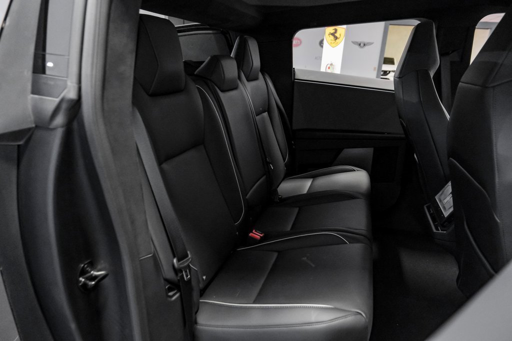 Used 2025 Tesla Cybertruck AWD Crew Cab image 37