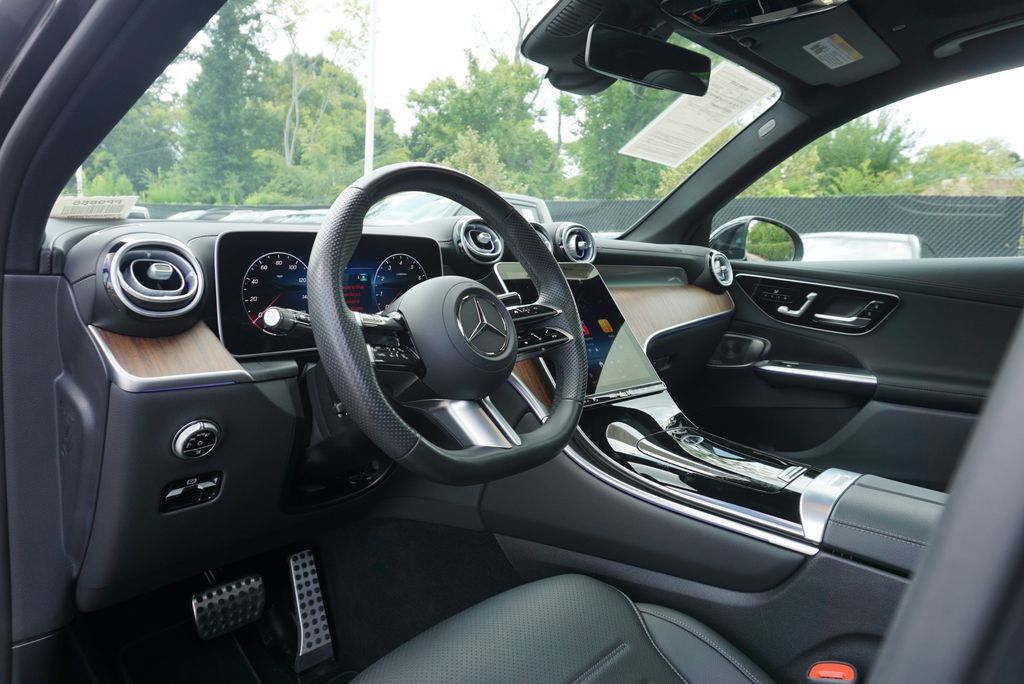 Certified 2025 Mercedes-Benz GLC 300 4MATIC image 12