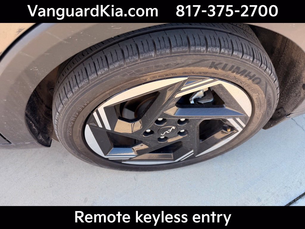 Certified 2025 Kia K4 GT-Line Turbo FWD image 9