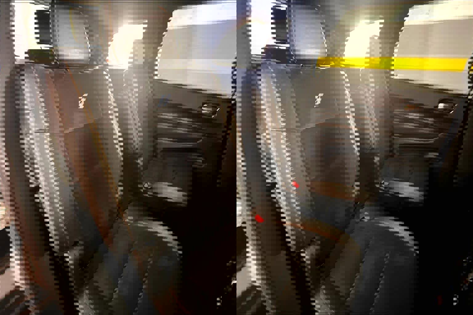 Used 2023 Dodge Durango R/T w/ Hemi Orange Plus Package RWD image 20