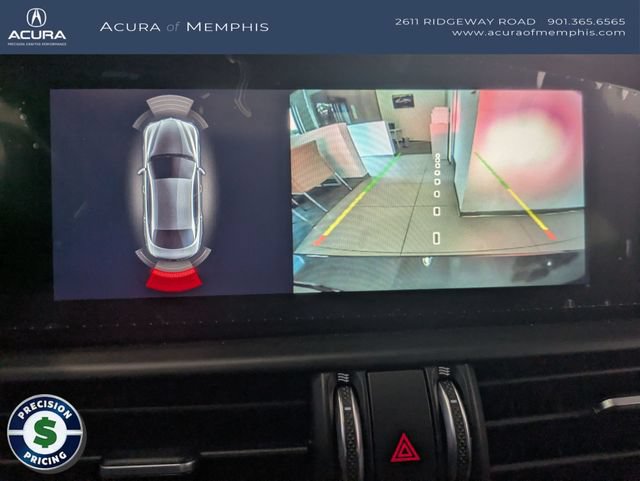 Used 2025 Alfa Romeo Giulia AWD w/ Driving Assist Package image 17