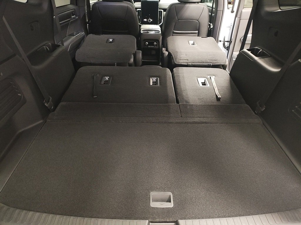 New 2026 GMC Acadia Elevation w/ Black Edition image 16