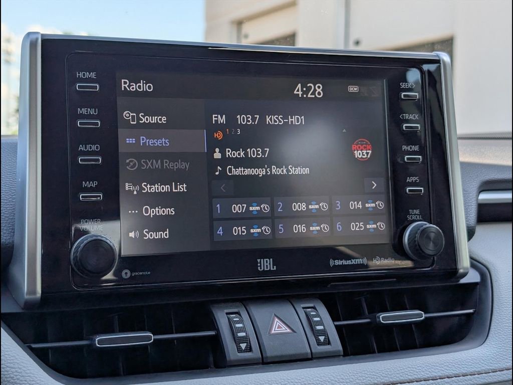 Used 2019 Toyota RAV4 XLE Premium FWD image 15