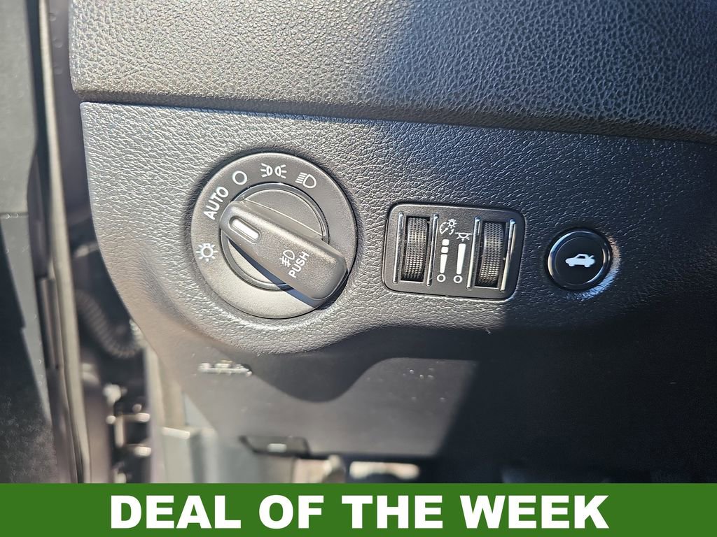 Used 2018 Dodge Charger SXT Plus image 24