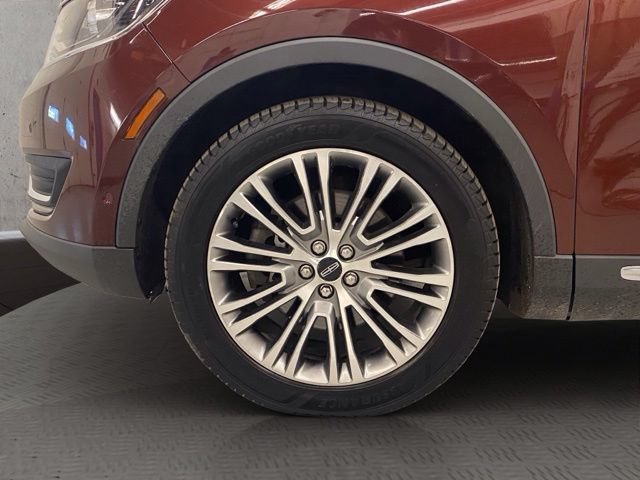 Used 2016 Lincoln MKX Reserve w/ Equipment Group 102A AWD/4WD image 17