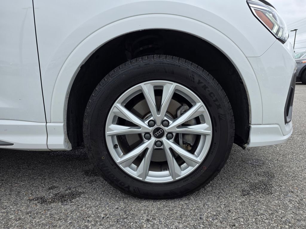 Used 2024 Audi Q3 2.0T Premium AWD/4WD image 30