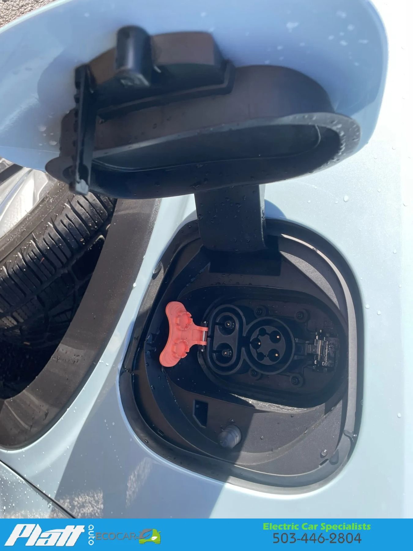 Used 2022 Chevrolet Bolt EUV LT w/ Convenience Package image 60