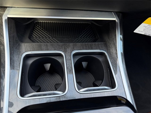 Certified 2026 BMW 750e xDrive 750e xDrive w/ Executive Package image 28