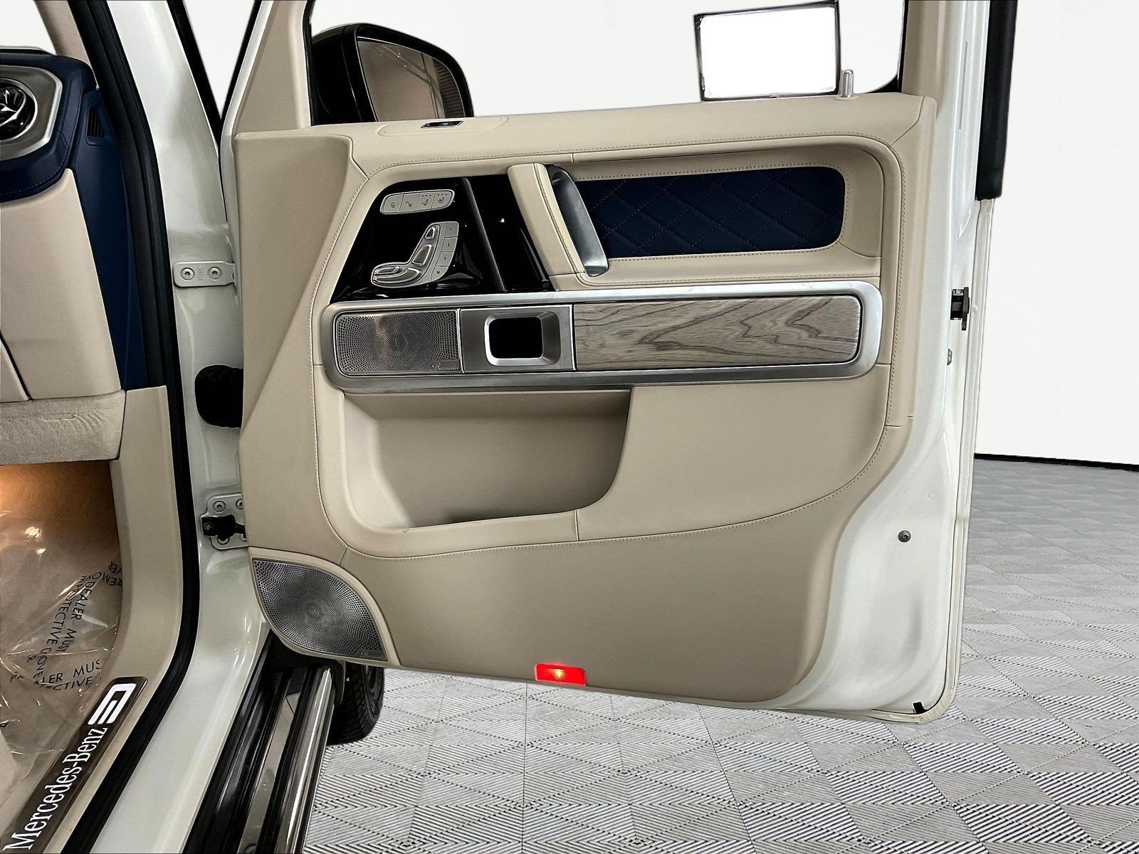 Used 2020 Mercedes-Benz G 550 image 28