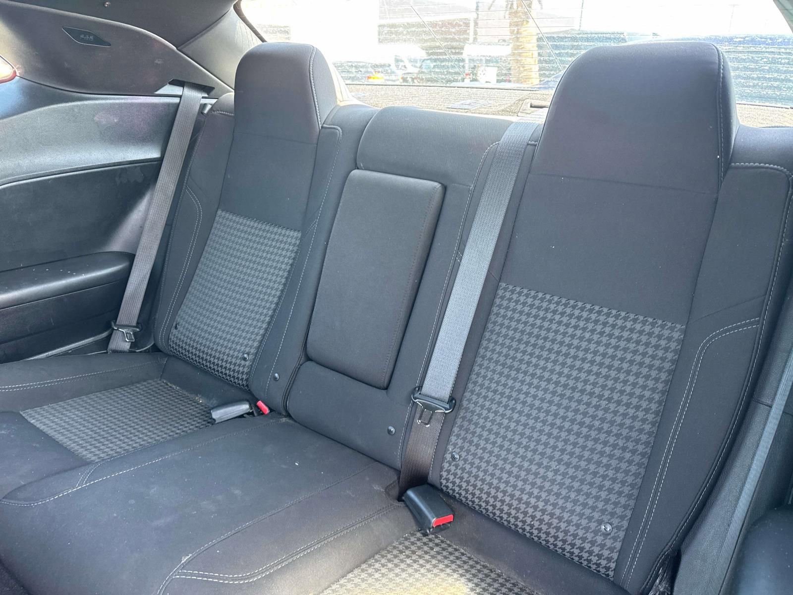 Used 2019 Dodge Challenger SXT image 8